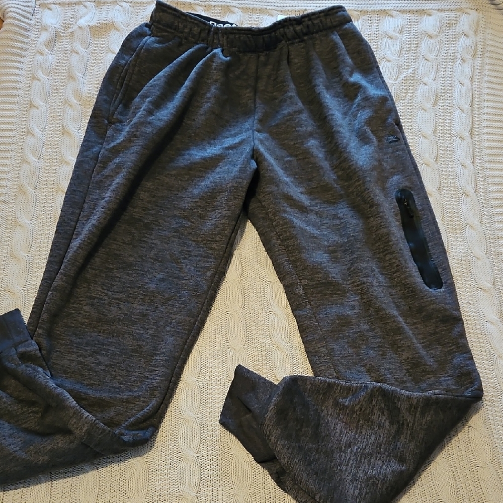 Boys XXL 18 Gray Jogger Sweatpants